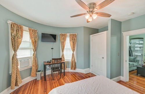 Roxbury Apartment | Boston Vacation Rental ~ 4 Mi to Fenway Park!