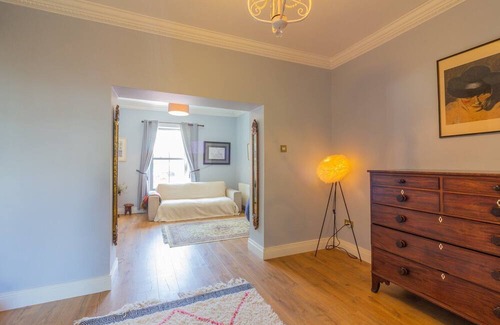Dublin House | GuestReady - Charming House in East Wall