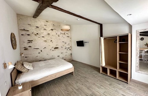 Le Busseau Bed & Breakfast | Chambres D'hôtes ''sous L'ombre DES Mimosas''