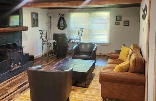Ferguson House | Gabi's Getaway