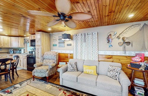 Town of Ledyard House | Lakefront home with private dock, lake views, deck, grill, streaming, & 1 kayak