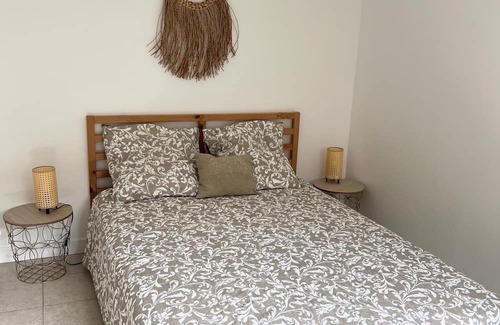 Bry-sur-Marne Apartment | Appartement 50m² Proche Disney et Paris Avec Extérieur Privatif et Clôturé