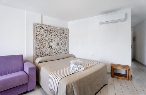 El Madronal Apartment | Vacation Studio 'Center Parque Santiago 2' with Sea View, Wi-Fi and Air Conditioning