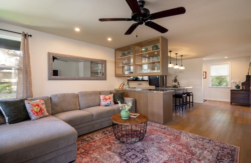 Waialee House | Anahulu Stream House in Haleiwa Town North Shore A/C Private Dock