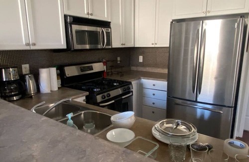 West Oak Trails House | 3BDR House in Oakville Luxury Style & Comfort