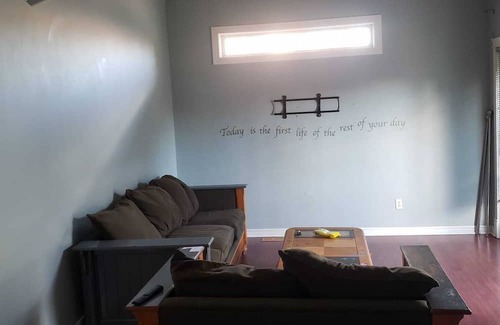 Red Deer House | Beautiful Spacious House for Rent