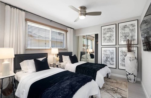 Park Scottsdale Four House | Starlight Oasis w/ Pool Table & Hot Tub!