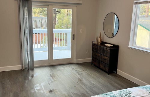 Rancho Bijou House | Terrific brand new 4-bedroom house with WiFi in South Lake Tahoe