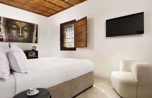 Cassia Other | Beautiful private villa for 4 people with WIFI, private pool, A/C, TV and parking