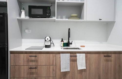 Santurce Apartment | Patio Elba Standard 1Bedroom Queen Bed (no window)