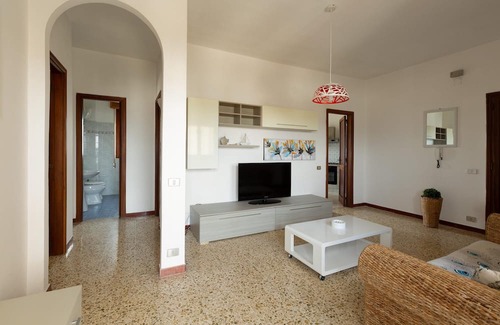 Scala di Furno Apartment | 3730 Appartamento Valencia by BarbarHouse