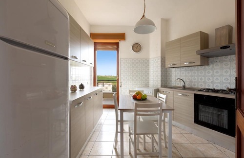 Scala di Furno Apartment | 3730 Appartamento Valencia by BarbarHouse