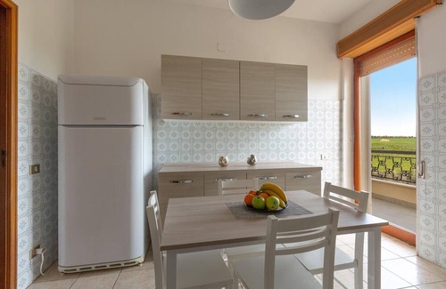 Scala di Furno Apartment | 3730 Appartamento Valencia by BarbarHouse