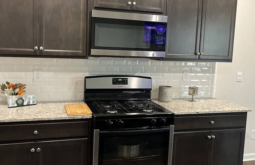 Lithia Springs House | Spacious 5-bedroom house with AC and WiFi in beautiful Lithia Springs