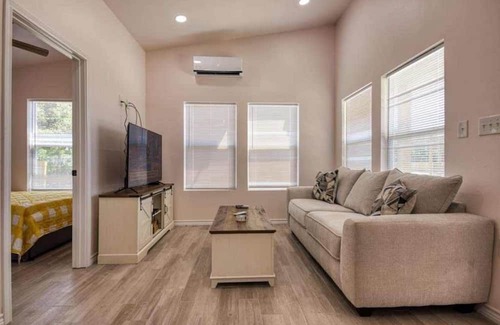 Aransas Pass Cabin | Escape to our TINY & cozy 2 bedroom cabin in Aransas Pass, perfect for families of up to 6