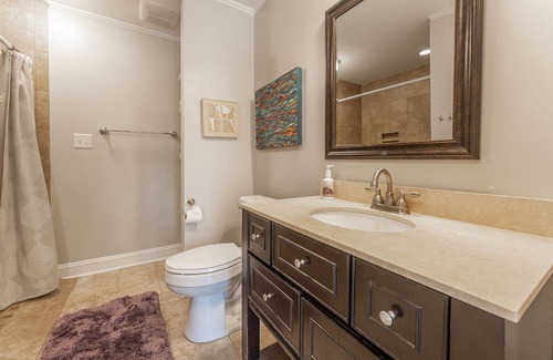 Old Village House | 3 BR with private pool close to beaches