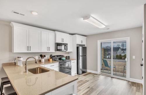 Simpsonville House | Charming Simpsonville 3BR/2BA Home, Pet-Friendly!