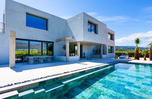 Ondara Villa | Beautiful private villa for 8 guests with private pool, WIFI, A/C, TV, patio and parking