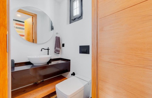 Alacati Apartment | Vacation Flat w Sauna in Alacati, 5 min to Beach