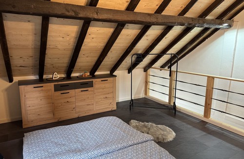 Siegburg Apartment | 4711 Suite - Stilvolle, Einzigartige und Zentral Gelegene Ferienwohnung