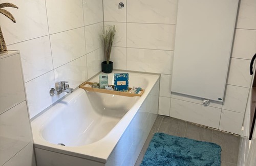 Siegburg Apartment | 4711 Suite - Stilvolle, Einzigartige und Zentral Gelegene Ferienwohnung