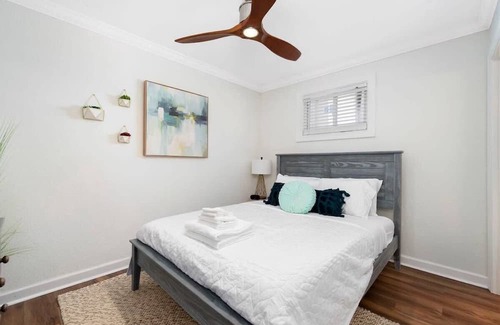 Willoughby Spit Apartment | Dune Cottage Tide Suite
