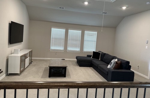 Prosper House | Modern, Clean and Family Friendly Home in Prosper