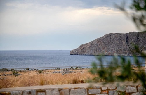 Omales Apartment | Armenopertra view-Amarados ,double room, Mani