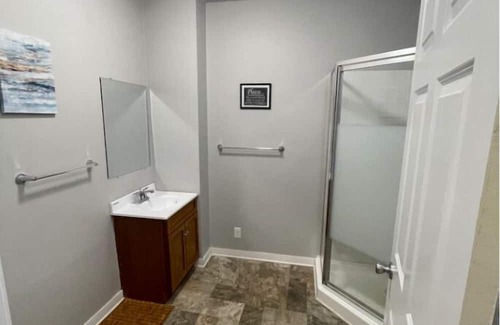 Saint Marys  Allen County House | Cozy Calhoun Suites #3