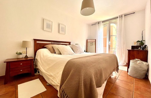 La Quinta Apartment | Cozy apartment with wifi, swimming pool, private G