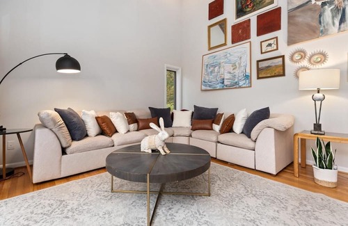 Nellysford House | Rabbit Run with Wintergreen Advantage