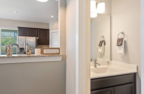 Midlothian House | Midlothian Modern Home