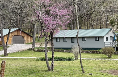 Marble Falls RV Rental | Creekside Campground in Marble Falls