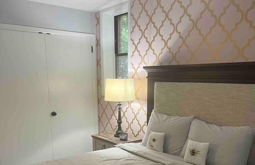 Berkeley Condo | ★Minutes to Colonial Williamsburg- College of W&M★