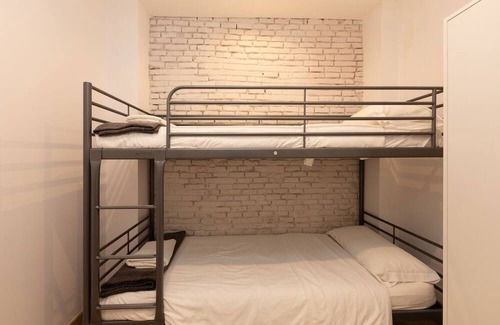 El Raval Apartment | Nice renovated apartment near Ramblas with wifi
