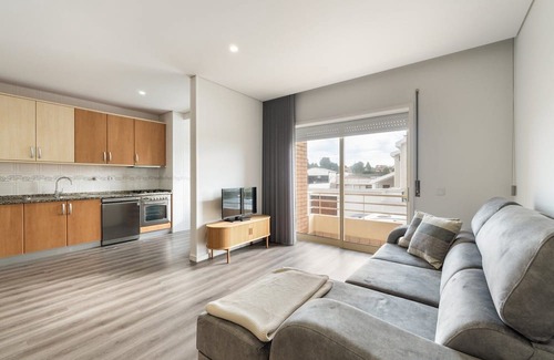 Mozelos Apartment | Cosy Getaway in Granja