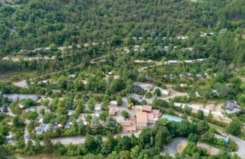 Orpierre House | Camping 4 étoiles - Piscine - eeeaee