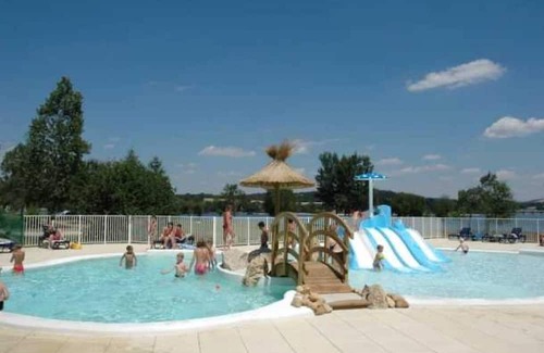 Canet-de-Salars House | Camping 4 étoiles - Parc aquatique - eeeah0