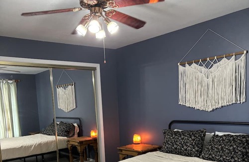 Antioch House | Highland Hideaway chain O’ lakes home