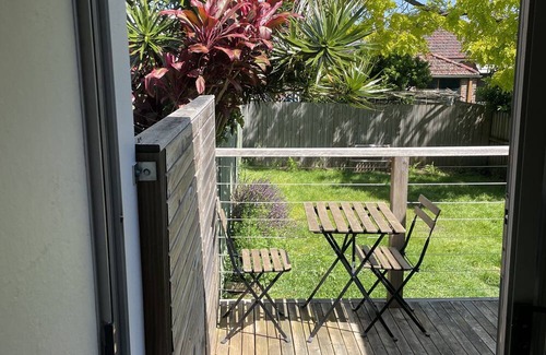 Ashfield Villa | Sunny one bedroom villa in a quite and relaxing area, 20 minutes from CBD