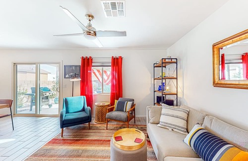 Tucson House | Dog-friendly home with private yard, covered patio, BBQ, & all-new kitchen