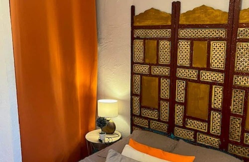 Bellegarde Apartment | Homerez - Appartement for 4 ppl. with shared pool and terrace at Bellegarde