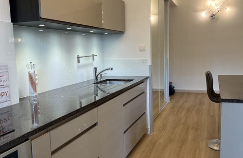 Divonne-les-Bains Apartment | A 15 min de L'aéroport de Genève, Appartement en Résidence Piscine, Tennis