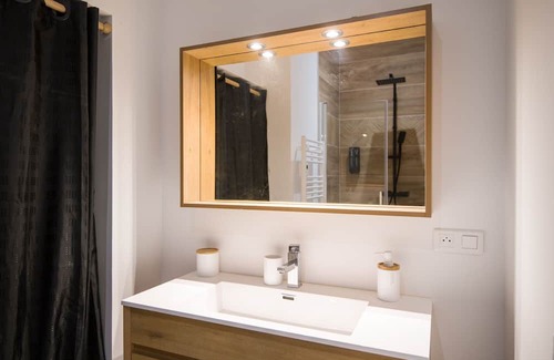Rochefort Apartment | T3 de Haut Standing, Hypercentre Rochefort, Arrivée Autonome