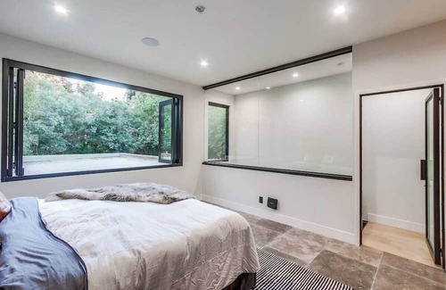 Fire Mountain House | A Zen Paradise With Movie Theater & Hot Tub