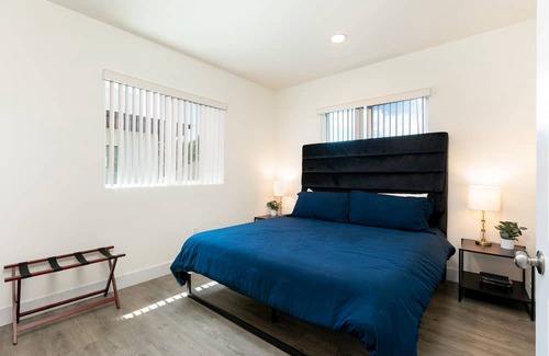 Pico-Union House | Downtown Darling by AvantStay | Rooftop Deck, View
