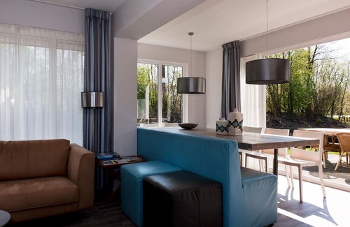 Eernewoude House | Luxury home with sauna, outdoor SPA and boat