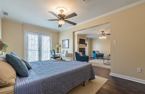 Cumming House | Bay Retreat at Lanier - Near public boat ramp - 30-day minimum but all Inq welc