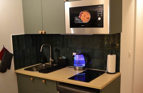 Faubourg de l'Arche Apartment | Studio 88 - Your haven 5 min away from La Défense and 10 min away from Paris