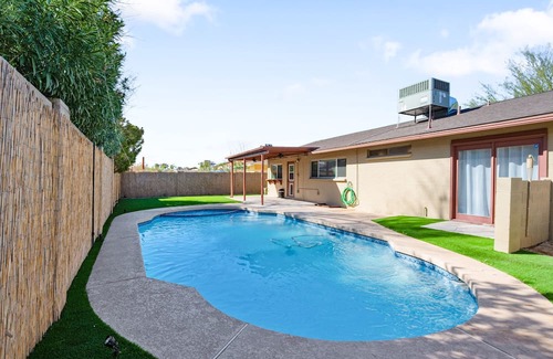 North Mountain House | 20 Minutes from Dowtown Phoenix